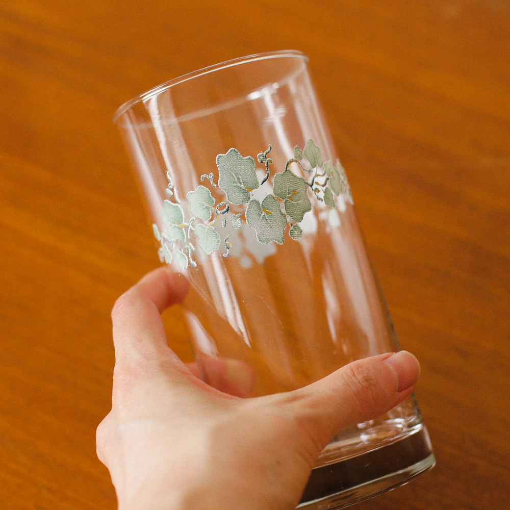 빈티지 나뭇잎 무늬 유리컵