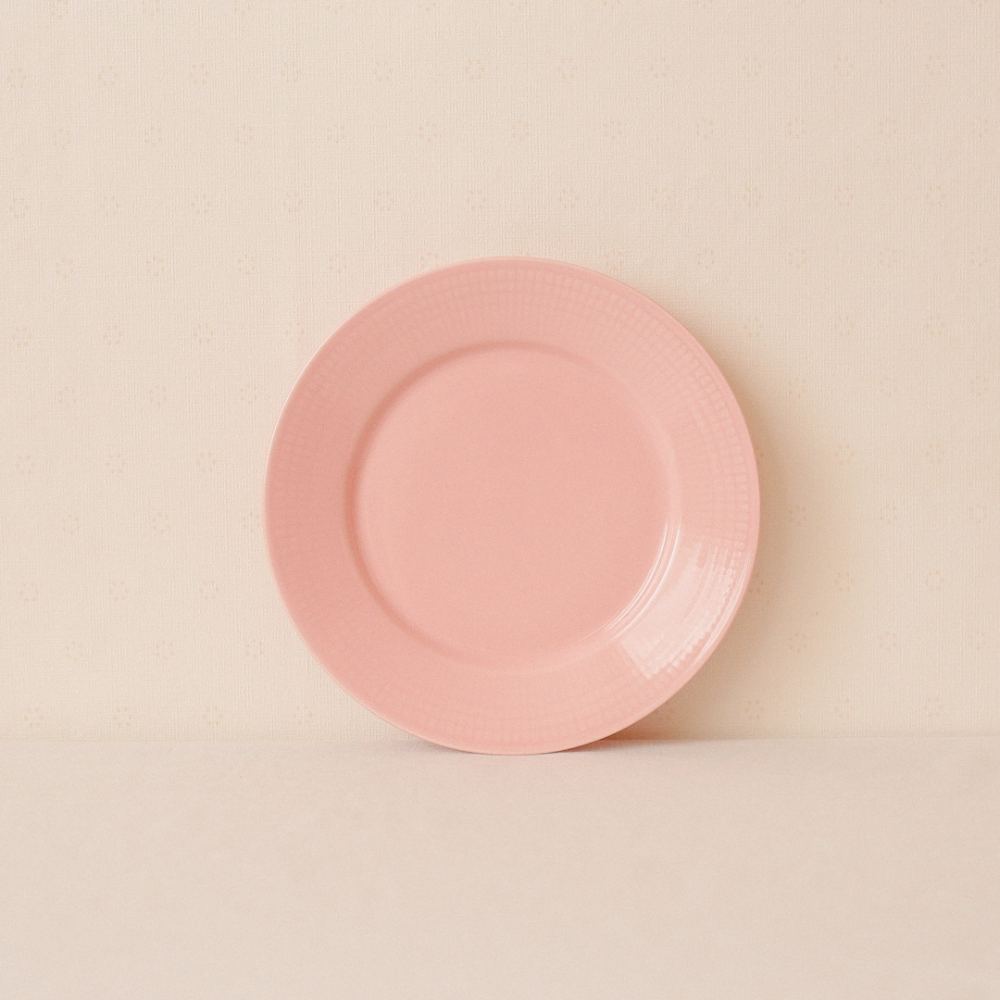 분홍색 그릇