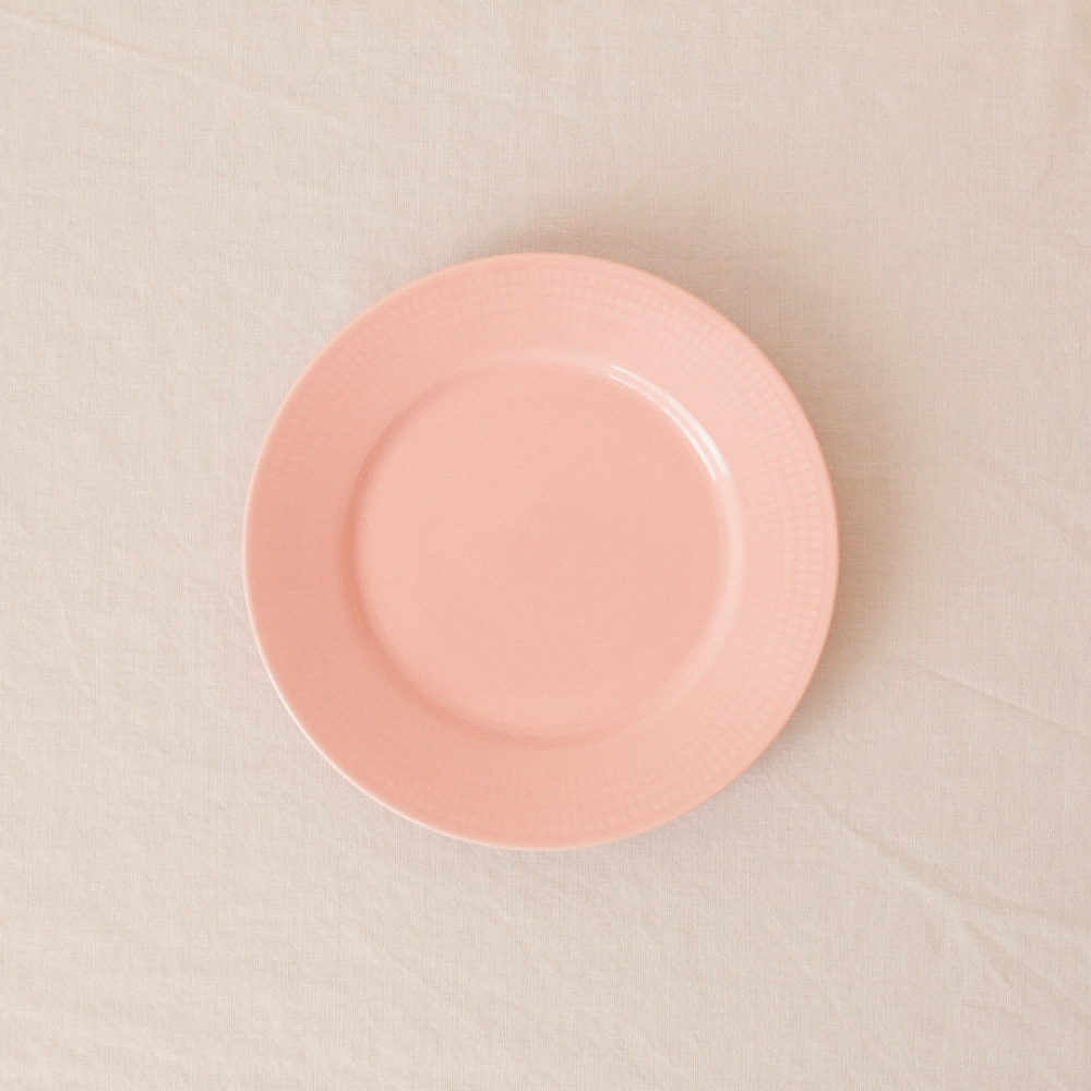 분홍색 그릇